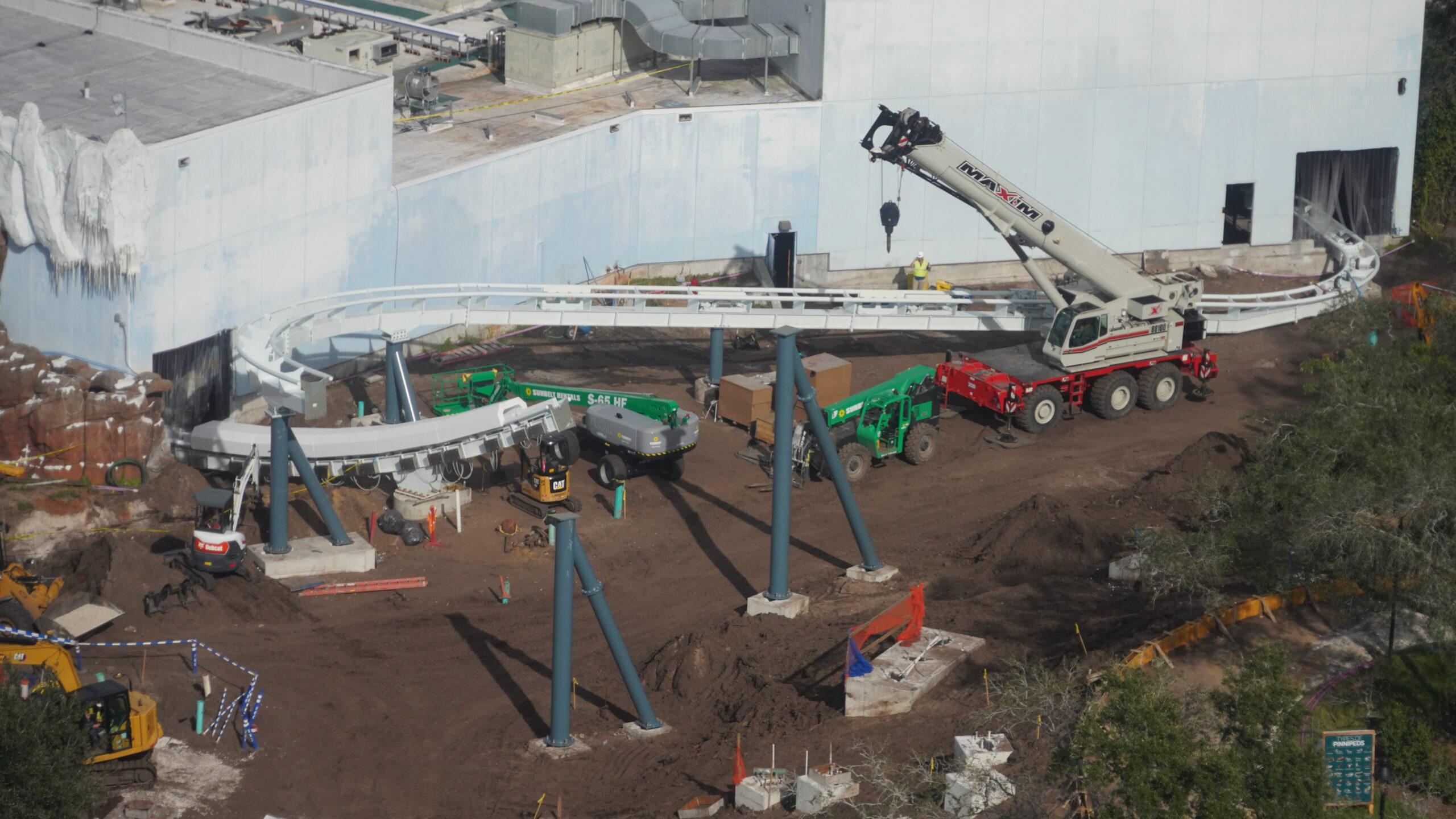 SeaWorld Orlando Penguin Trek Roller Coaster Construction Update 11.30.23 Brake Run Is In!
